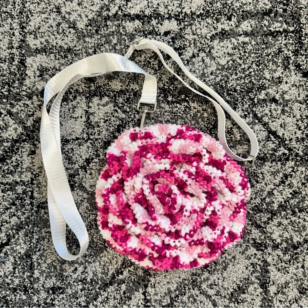 Pink & White Hand Crocheted Rose Purse